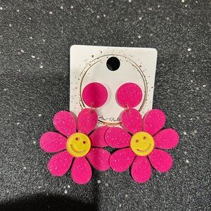 Groovy pink shimmer flowers